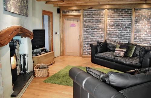 Saint Clears House | Ty Cerrig Farmhouse