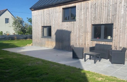 Plougrescant Ski Chalet | TY COZ PENN AR BED wooden house on the Plougrescant peninsula