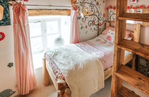 Aberaeron House | Ty Fferm Bargoed