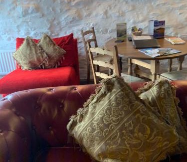Talybont-on-Usk Apartment | Ty Fferm Hen, Ancient Farmhouse, Coity Bach
