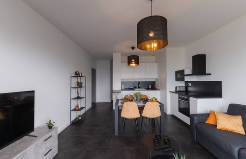 Porspoder Apartment | TY FOUR - Lovely luxury T2 flat with sea view