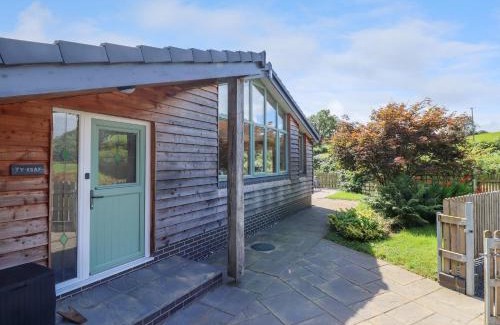 Llanfair Caereinion House | Ty Isaf