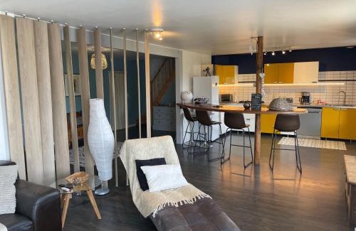 Groix House | Ty Kellen