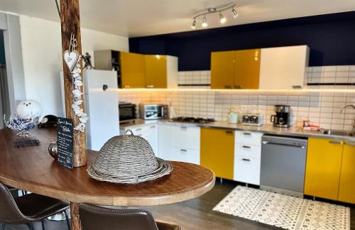 Groix House | Ty Kellen