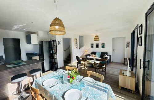 La Trinite-sur-Mer House | Ty Kerbihan, confortable maison au calme, 200m plage