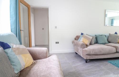 Penrhyndeudraeth House | Ty Mawr