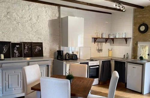 Plounerin House | Ty Morgane - Breton farmhouse with swimming pool in the middle of lush greenery