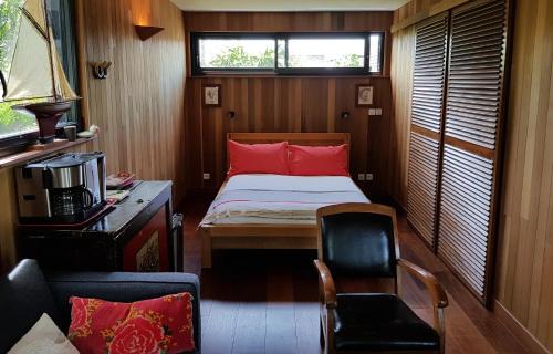 Ile-Tudy Bed & Breakfast | Ty Polder