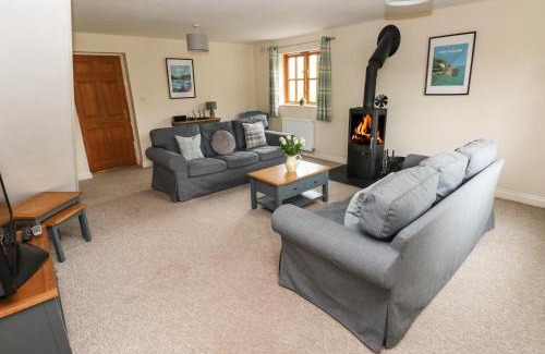 Penycwm House | Ty Rhosyn