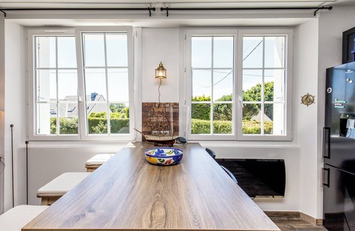 Plounevez-Lochrist House | Ty-Roz, charming and authentic