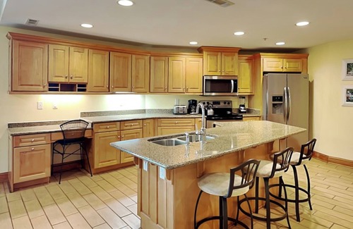 Tybee Island Condo | Tybee Beach Club 137 | Condo Overlooking Beach!