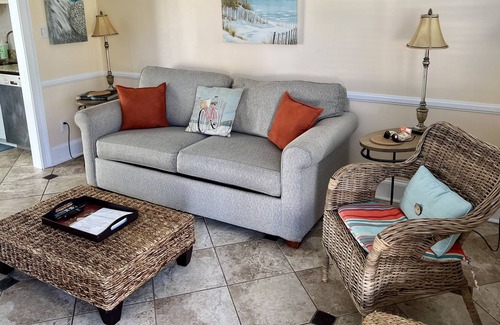 Tybee Island Condo | Tybee Time is the place to be for Spring Break! Great Rates, Book today!☀️