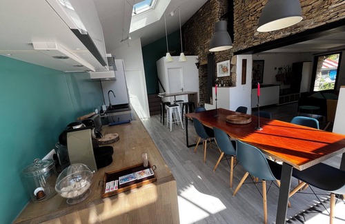 Kerherou House | TYCHA-home with character, walking distance to beaches, high-speed WIFI