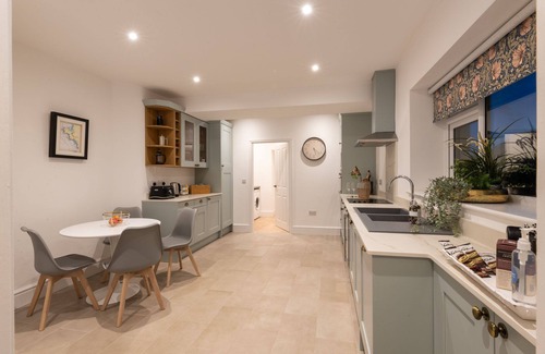 Rhosneigr House | Tyn Pwll five bedroom, pet-friendly holiday home in Anglesey