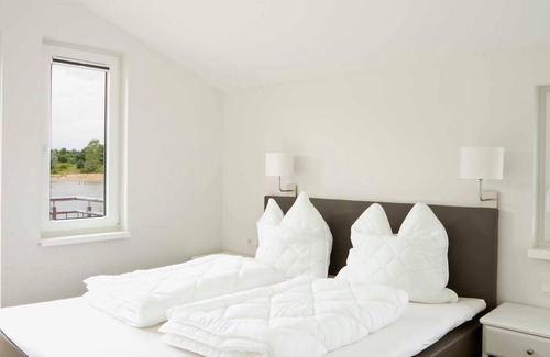 Hechthausen Apartment | TYPE F7 Seehaus Sauna - Ferienpark Geesthof
