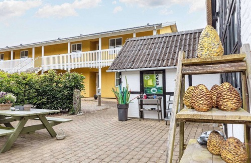 Hanstholm Apartment | Type5- cosy hotel room in a holiday park