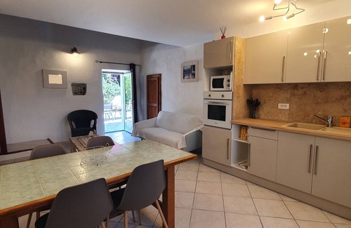 Sainte-Lucie-de-Porto-Vecchio House | TYPICAL CORSICAN HOUSE, 2 bedrooms NEAR PINARELLO BEACH