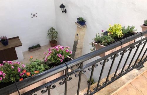 Mellieha House | Typical Maltese Townhouse - 2 bedrooms