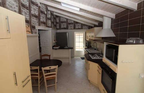 L'Echardiere House | Typical Olive House 5 minutes from the beach