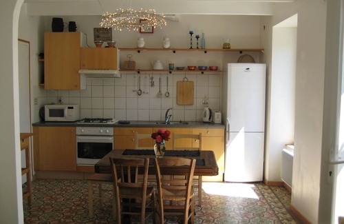 Santec House | Typical, quiet house less than 200 m from the beach, sea view from top floor.