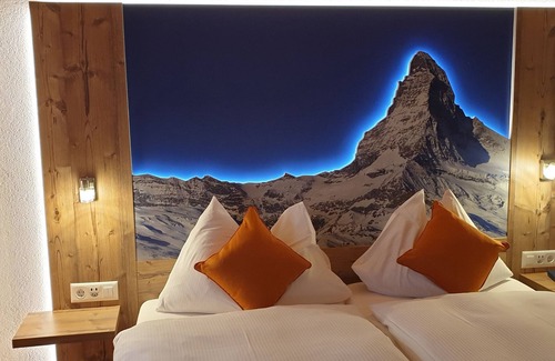 Taesch Hotel | Typically Swiss Hotel Täscherhof
