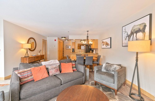 Four O'Clock Condo | Tyra Chalet Condo: Ski-In/Ski-Out