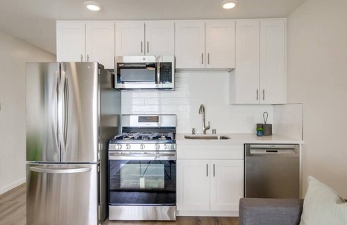 Townsite Condo | Tyson Park House #A - Oceanfront Studio