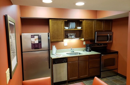 Tysons Hotel | Tysons Corner Suites, A Baymont by Wyndham