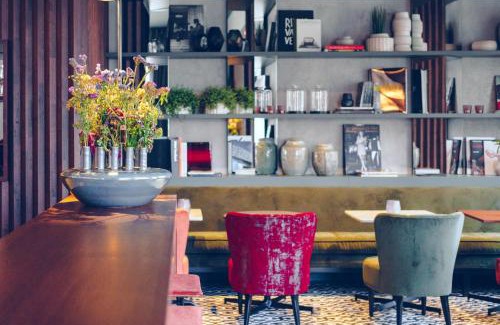 De Kaaien Hotel | U Eat & Sleep Antwerp