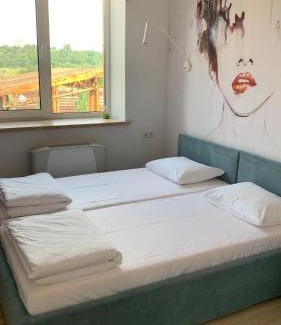 Podil Apartment | U House Apart-Hotel Poltava сучасні апартаменти в центрі