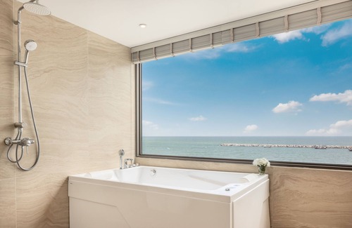 Cha-am Hotel | U Hua Hin