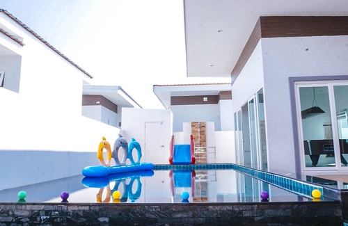 Hin Lek Fai Villa | U pool villa Huahin Situated in Hua Hin