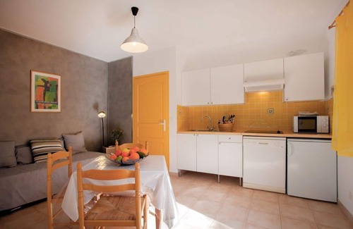 Olmeta di Capocorso Apartment | U Scogliu, charming studio overlooking the maquis (PRM accessible)