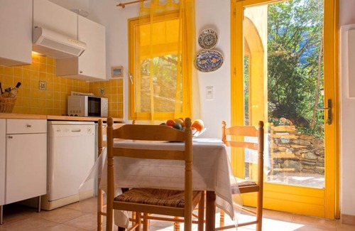 Olmeta di Capocorso Apartment | U Scogliu, charming studio overlooking the maquis (PRM accessible)