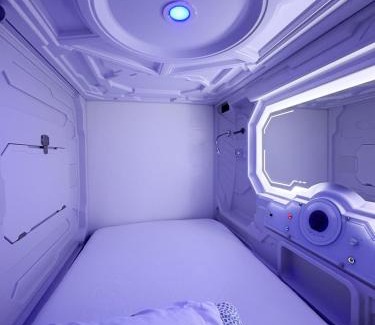 Cardozo Hotel | U Street Capsule Hostel