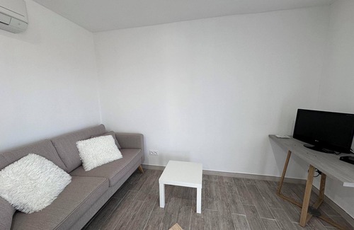 Aleria Apartment | U TERZU spacious new apartment