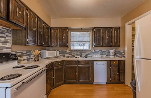Odessa House | Uber Clean Hideout. Certified Enhanced Clean