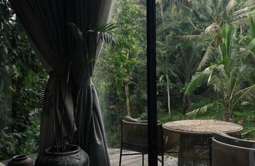 Nyuh Kuning House | Ubud zen river house - tranquil retreat in nature