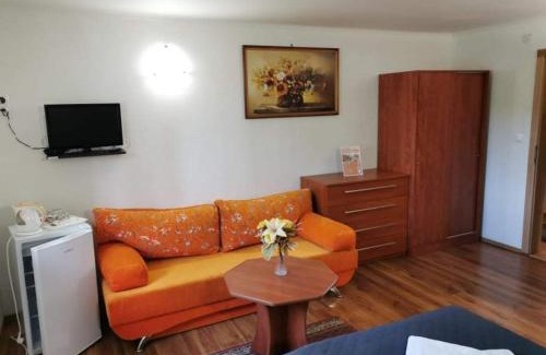 Santovka House | Ubytovanie na súkromí KIKA