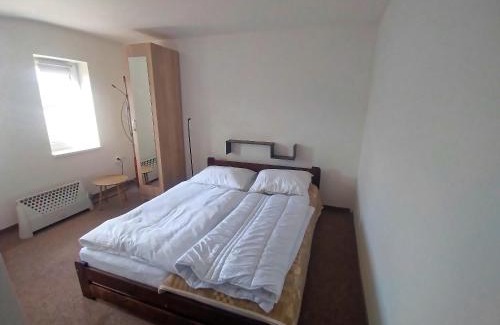 Stropkov Apartment | Ubytovanie s kuchynkou