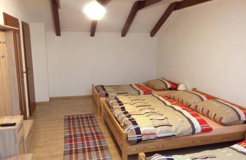 Velka Frankova House | Ubytovanie U Emila