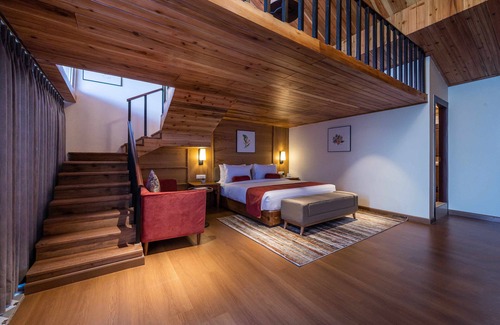 Pelling Hotel | Udaan Hotel Pine Crest