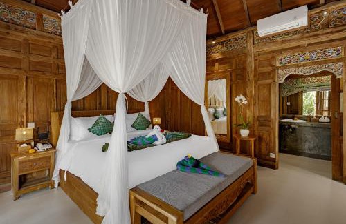 Kedewatan Villa | Uddhara Ubud Villa