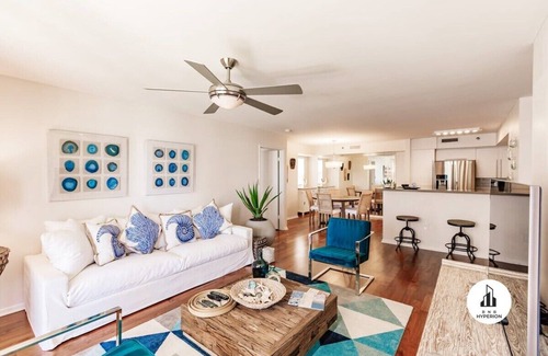 Aventura Condo | Uhost AI | 3BR Condo | Stunning Water Views