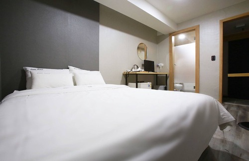Uijeongbu Hotel | Uijeongbu Laon