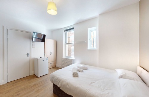 Childs Hill Apartment | UK.LO.FCL4 - Comfortable studio with kitchenette in Hampstead