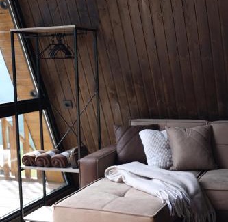 Vani Ski Chalet | UkhutiEcoHouse