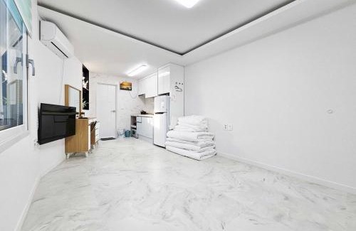 Uljin House | Uljin Jeongdam-eun Ocean View Pension