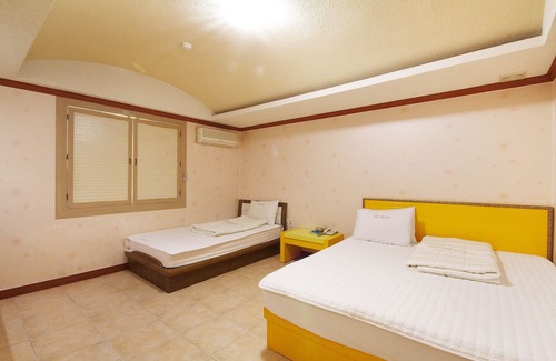 Dong-gu Hotel | Ulsan Ilsan King