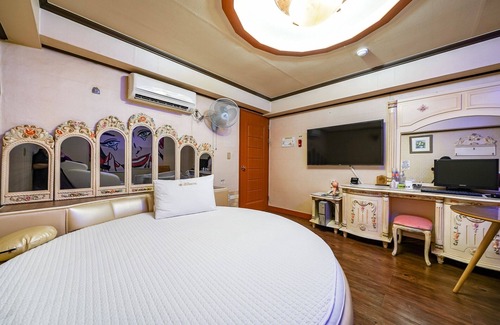 Nam-Gu Hotel | Ulsan Mugeodong Aram